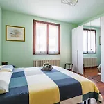 Apartment Jacuzzi Apartment In Italian Villa, Wi-Fi & Garden Modena - Reggio Emilia