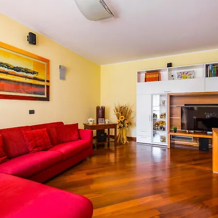 Jacuzzi In Italian Villa, Wi-fi & Garden Sassuolo - Maranello Appartement Casalgrande