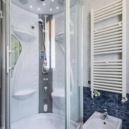 Jacuzzi In Italian Villa, Wi-fi & Garden Sassuolo - Maranello *