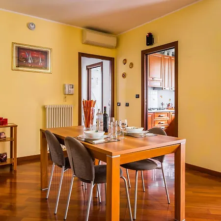 Jacuzzi In Italian Villa, Wi-fi & Garden Modena - Reggio Emilia *