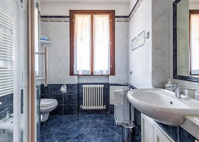 דירה Jacuzzi In Italian Villa, Wi-fi & Garden Sassuolo - Maranello Casalgrande